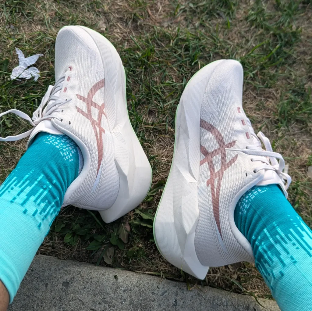 Asics novablast 6